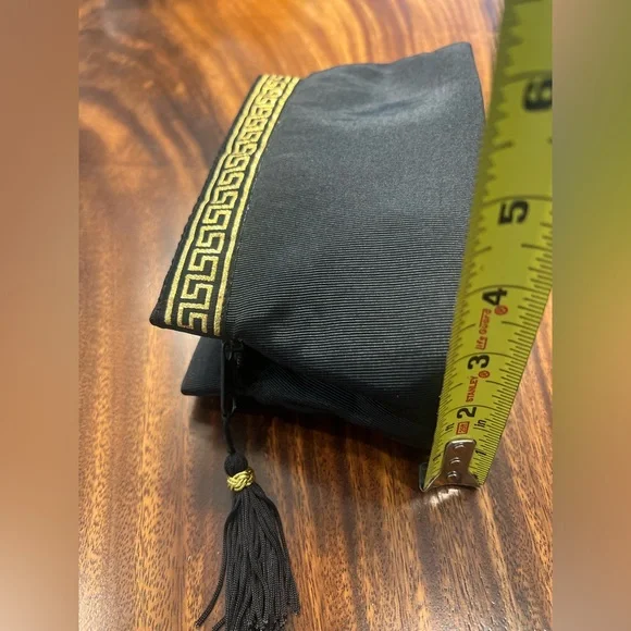 Gianni Versace Porfumi Black and Gold Clutch/ Makeup Bag w Tassel. Blk & Gold - Picture 10 of 11